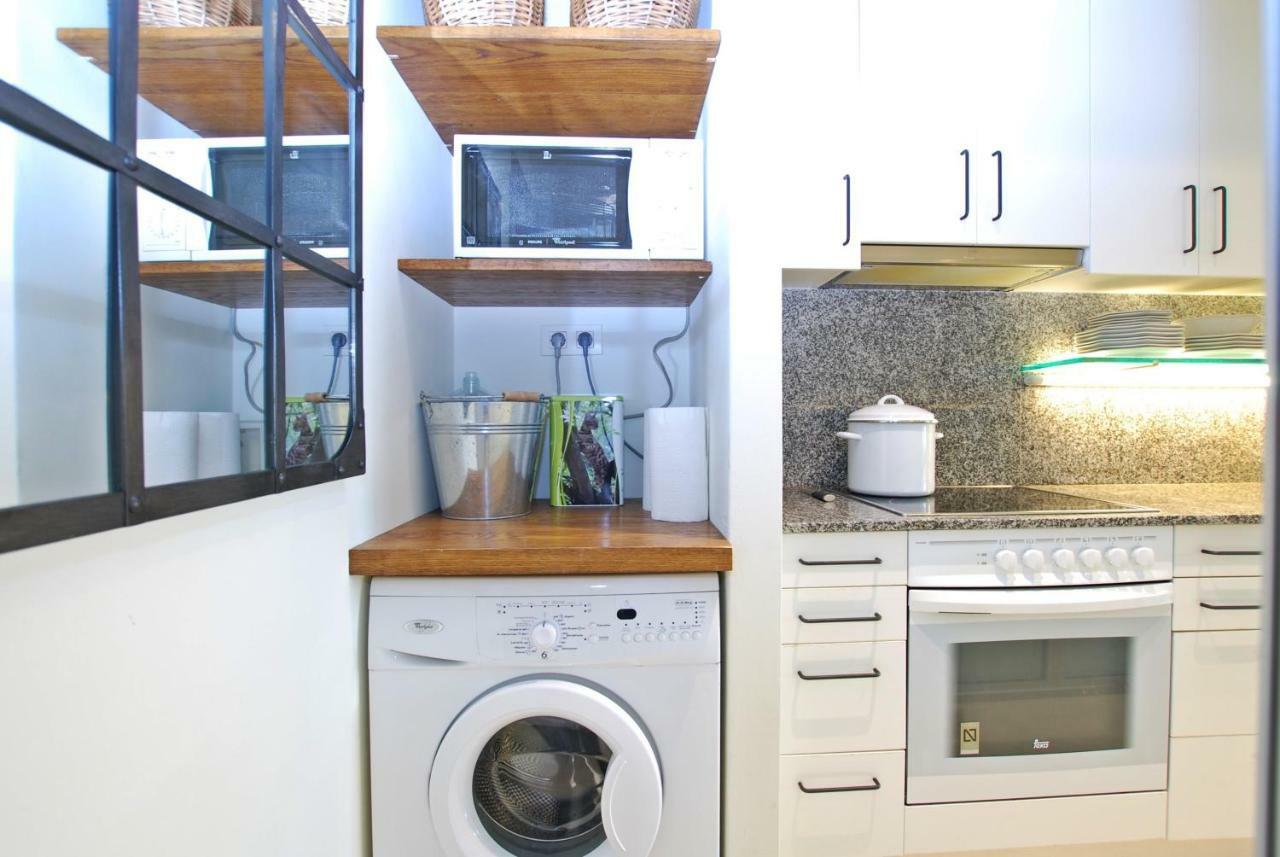 Blue Fridge Apartmen - Blue Fridge Apartmen - Ideal For Couples, Near Beach And Well Connected Vilassar De Mar Εξωτερικό φωτογραφία