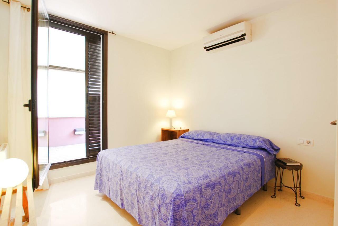 Blue Fridge Apartmen - Blue Fridge Apartmen - Ideal For Couples, Near Beach And Well Connected Διαμέρισμα Vilassar De Mar Εξωτερικό φωτογραφία