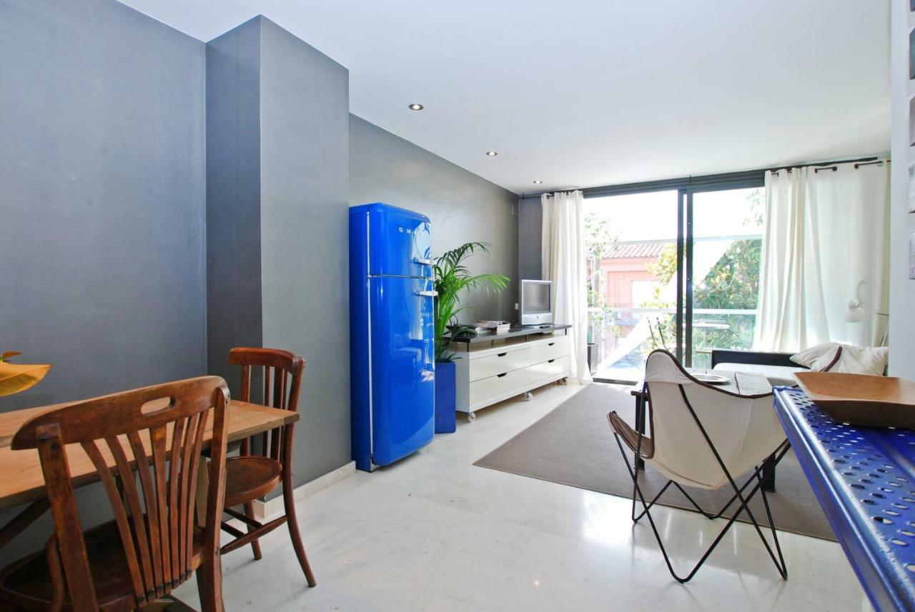 Blue Fridge Apartmen - Blue Fridge Apartmen - Ideal For Couples, Near Beach And Well Connected Διαμέρισμα Vilassar De Mar Εξωτερικό φωτογραφία
