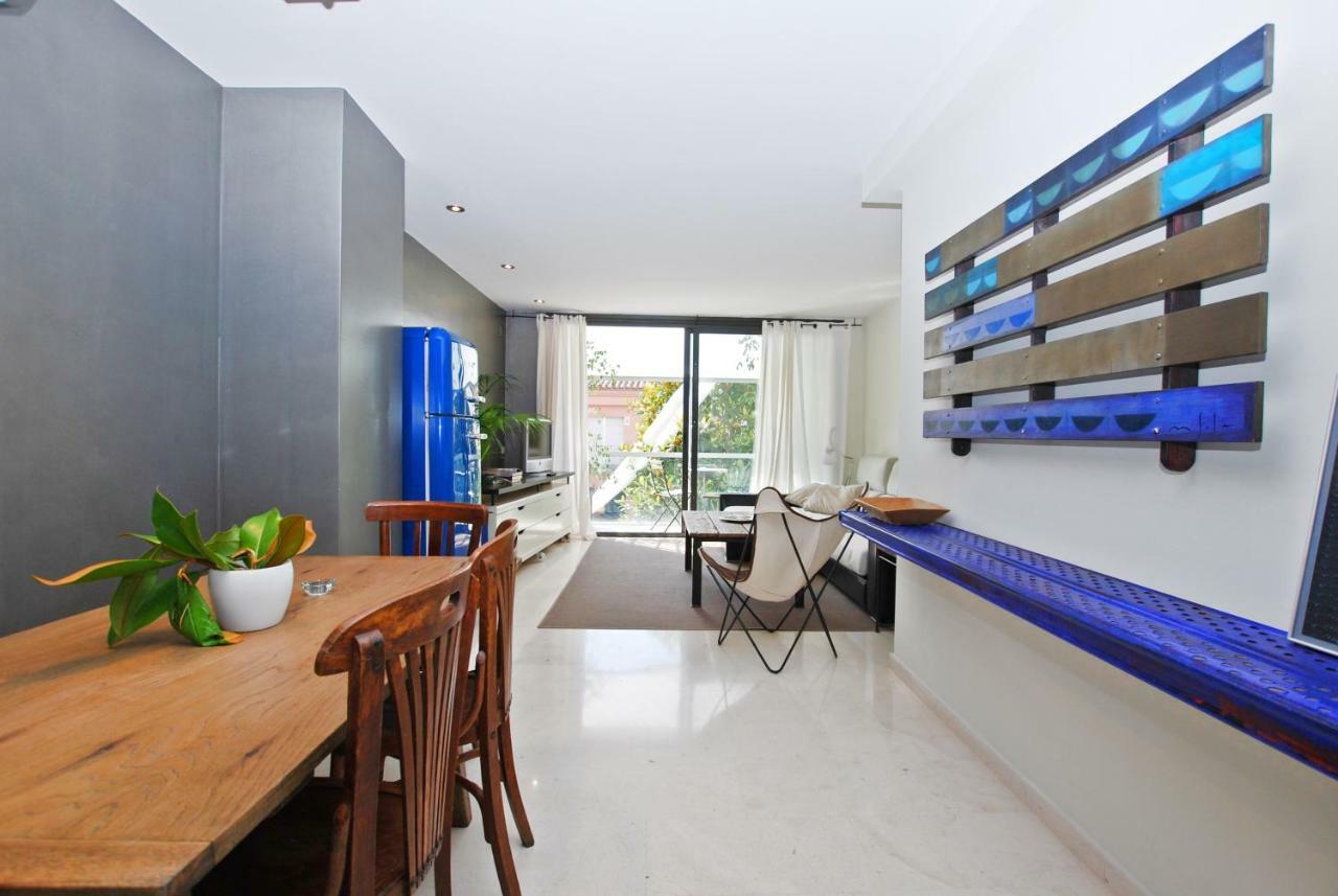 Blue Fridge Apartmen - Blue Fridge Apartmen - Ideal For Couples, Near Beach And Well Connected Διαμέρισμα Vilassar De Mar Εξωτερικό φωτογραφία