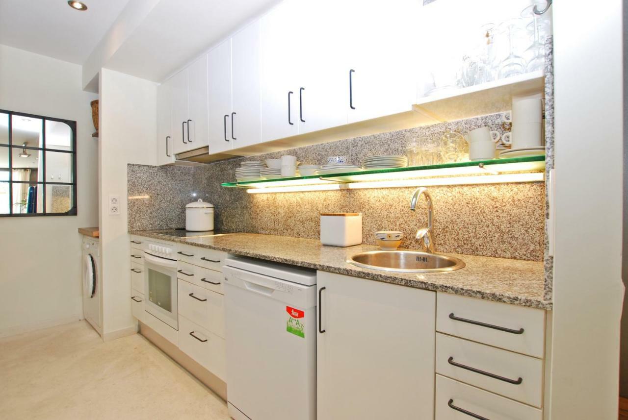 Blue Fridge Apartmen - Blue Fridge Apartmen - Ideal For Couples, Near Beach And Well Connected Διαμέρισμα Vilassar De Mar Εξωτερικό φωτογραφία